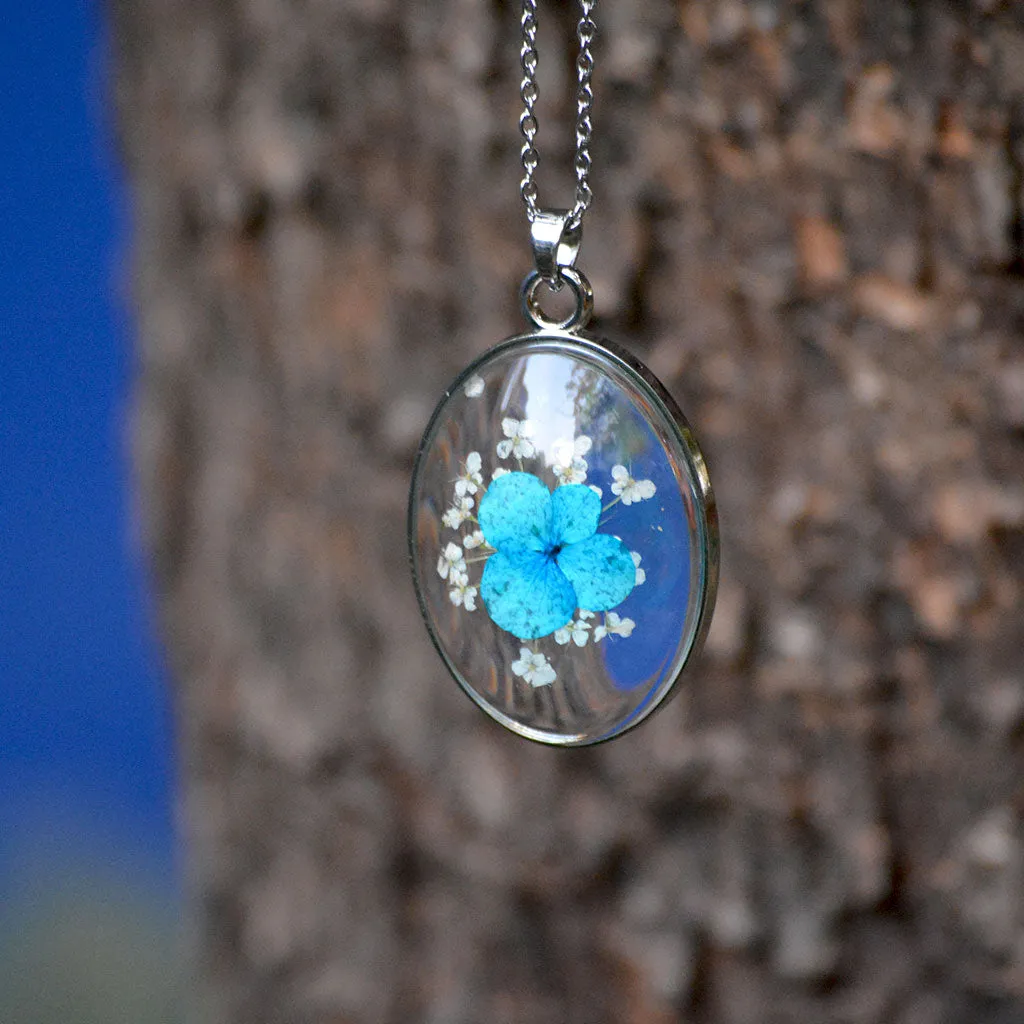 A Breezy Cyan Real Dried Flower Necklace