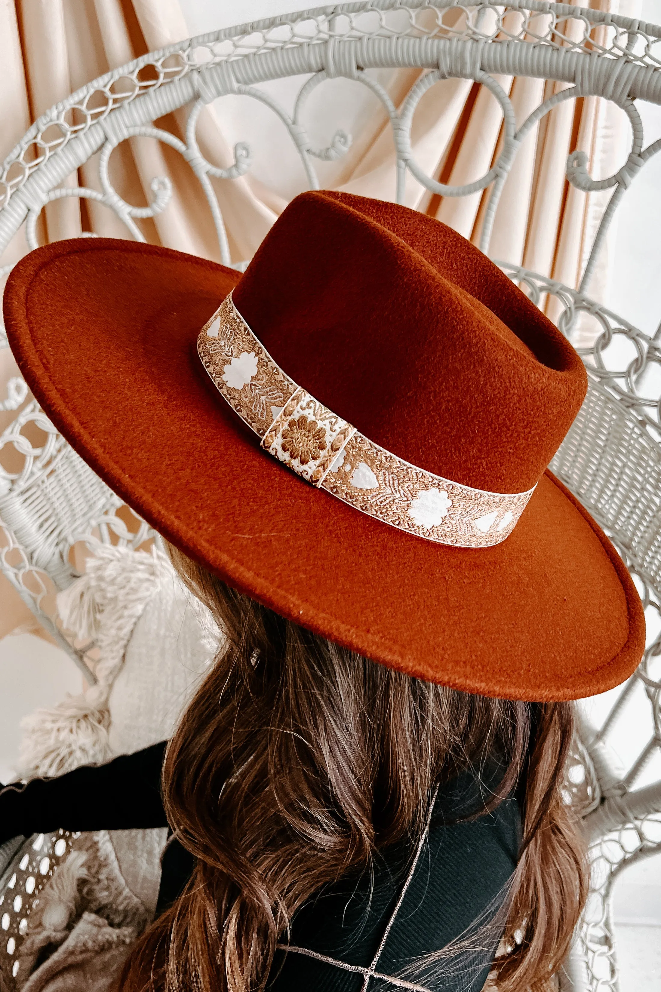 Acoustic Sunrise Embroidered Band Wide Brim Hat (Sienna Rust)