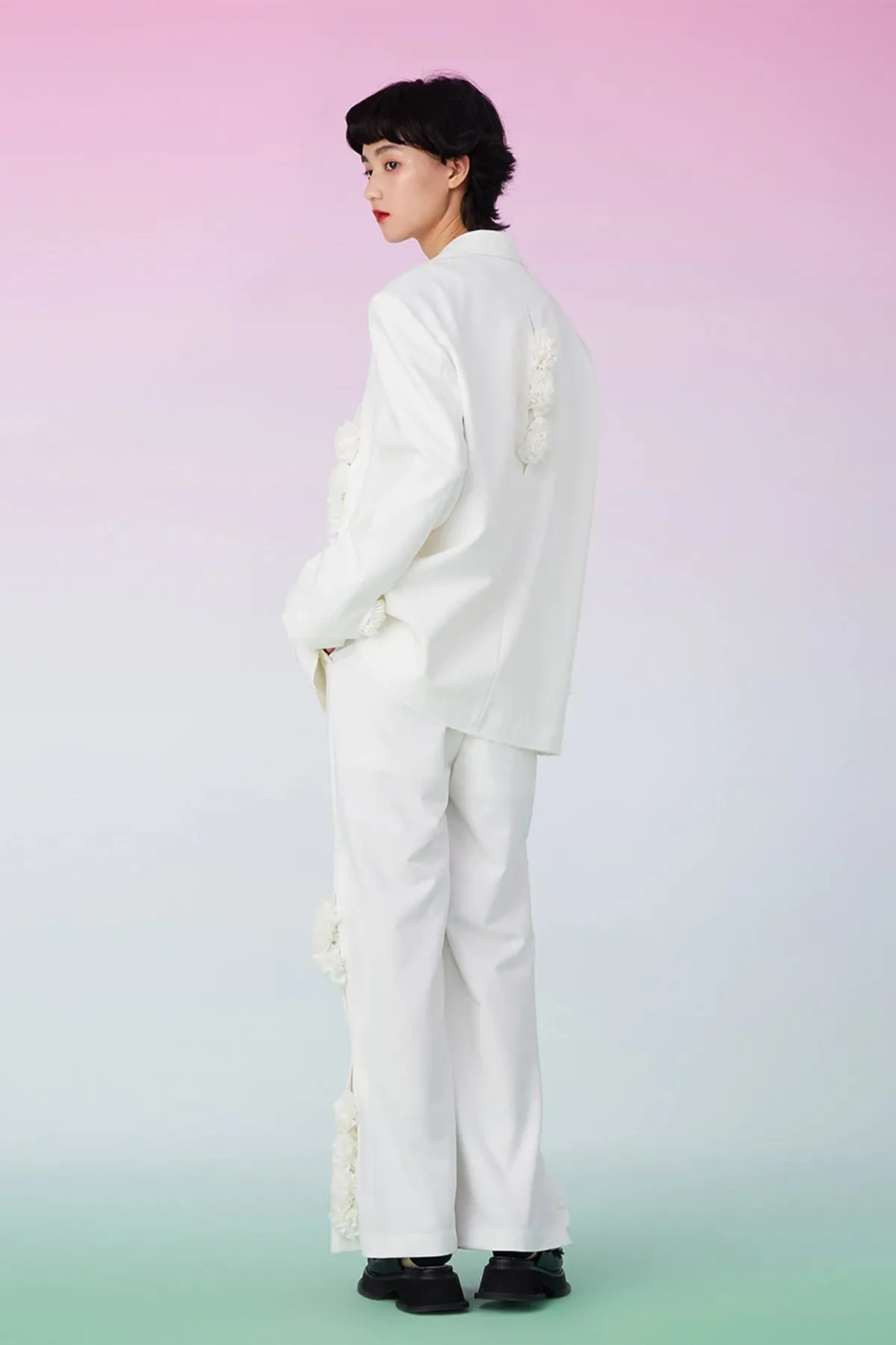 Mukzin | White Loose Pocket Blazer - 囍XI