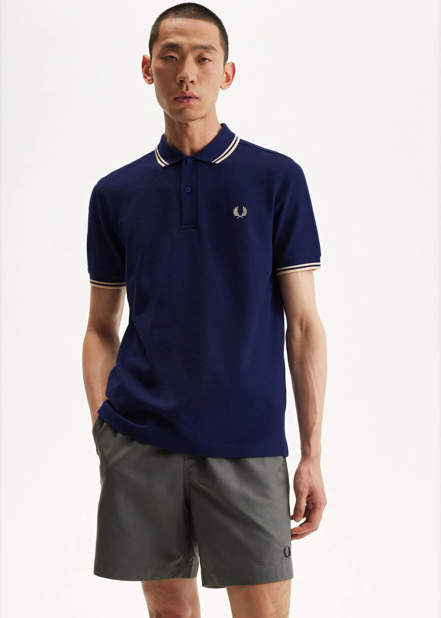 Twin tipped Fred Perry shirt - french navy ice cream